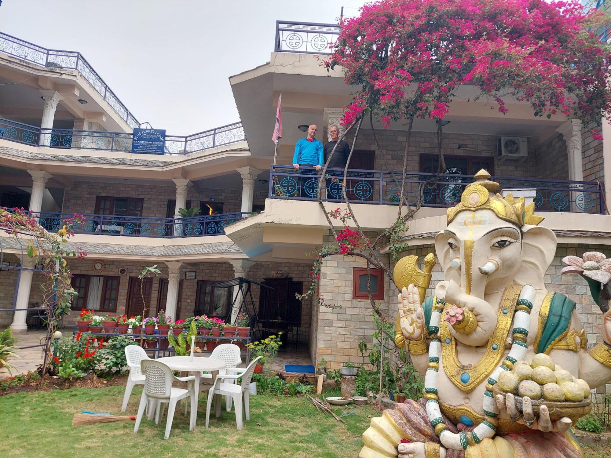 Blue Planet Lodge & Restaurant Pokhara Buitenkant foto